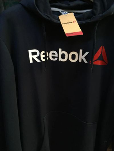 Лот: 7917638. Фото: 1. Толстовка Reebok чёрная. Свитеры, толстовки, худи