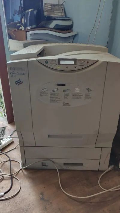 Лот: 25115075. Фото: 1. Принтер HP Color LaserJet 8550. МФУ и копировальные аппараты