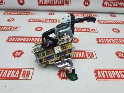 Лот: 20901054. Фото: 1. Блок предохранителей салонный... Двигатель и элементы двигателя