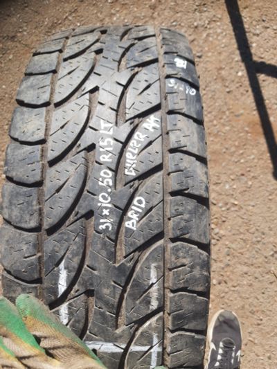 Лот: 23518321. Фото: 1. 1шт 31x10.50R15LT Bridgestone... Шины