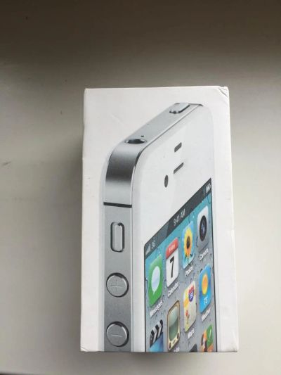Лот: 7348932. Фото: 1. Apple Iphone 4s 16gb белый. Смартфоны