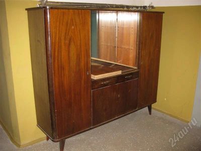 Лот: 663239. Фото: 1. Шкаф. Гостиные, стенки, горки