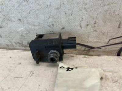 Лот: 24004937. Фото: 1. датчик airbag Chevrolet Cruze... Двигатель и элементы двигателя