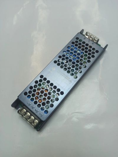 Лот: 23959301. Фото: 1. Блок питания LS серии SLIM 250W... Зарядные устройства, блоки питания для бытовой техники