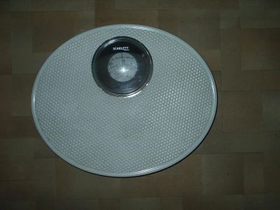 Лот: 4143569. Фото: 1. Весы напольные. Другое (домашний быт)