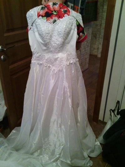 Лот: 5167111. Фото: 1. платье свадебное 48 р-р. Свадебные платья