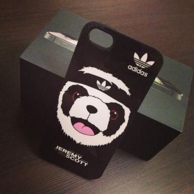 Лот: 3946592. Фото: 1. Чехол для iphone 5/5s Jeremy Scott... Чехлы, бамперы