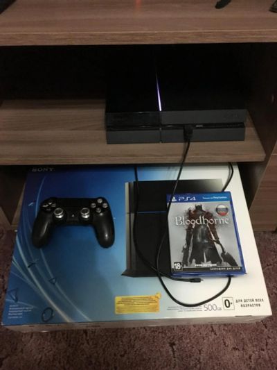 Лот: 9186145. Фото: 1. Playstation 4 ( СUH-1008A/B01... Игровые приставки, консоли