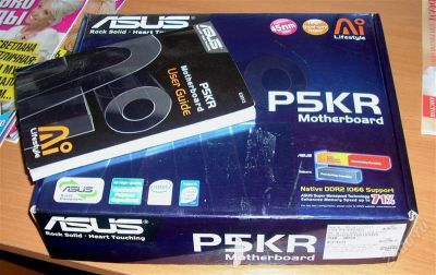 Лот: 743194. Фото: 1. ASUS P5KR Socket -LGA775 + память... Материнские платы