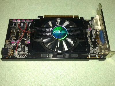 Лот: 4044022. Фото: 1. GeForce GTX 550Ti 1Gb. Видеокарты
