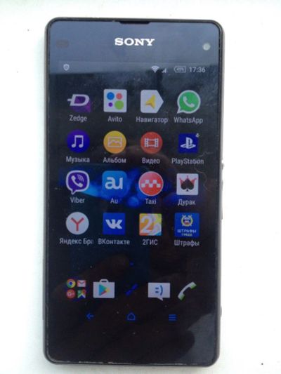 Лот: 7877744. Фото: 1. Sony Xperia Z1 compact. Смартфоны