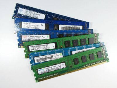 Лот: 21065740. Фото: 1. Оперативная память DDR3 2Gb разных... Оперативная память