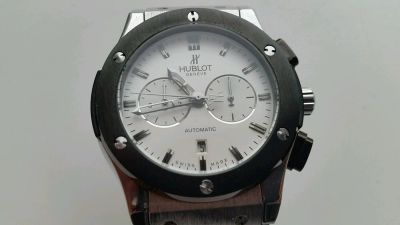 Лот: 12802744. Фото: 1. Часы Hublot Geneve Big Bang. Другие наручные часы