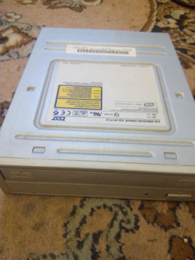 Лот: 4951551. Фото: 1. Привод DVD CD RW Заедает отсек. Приводы CD, DVD, BR, FDD