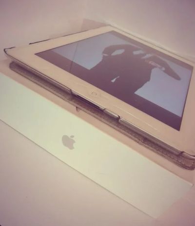 Лот: 3400674. Фото: 1. Apple iPad 2 16Gb Wi-Fi + отличный... Планшеты