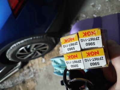 Лот: 12827663. Фото: 1. Новые Свечи NGK на авто Audi Volkswagen... Электрооборудование