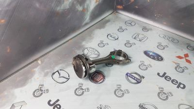 Лот: 23584165. Фото: 1. Шатун Volkswagen Touareg CMTA... Двигатель и элементы двигателя