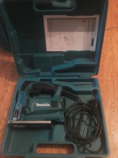Лот: 7291104. Фото: 1. Лобзик электрический Makita 4329... Электроинструмент