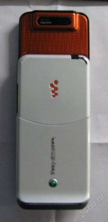 Лот: 122878. Фото: 1. Sony Ericsson W580i. Кнопочные мобильные телефоны