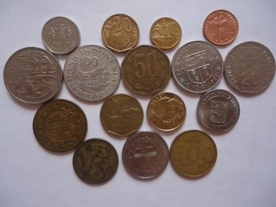 Лот: 9518482. Фото: 1. Набор иностранных монет продажа-обмен. Наборы монет