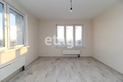 Лот: 24681921. Фото: 1. Продам 2-комн. кв. 54.7 кв.м... Квартиры, студии