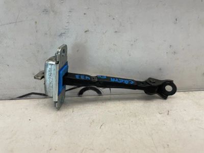 Лот: 24372733. Фото: 1. ограничитель двери Hyundai Creta... Другое (автозапчасти)