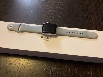 Лот: 17052748. Фото: 1. Часы apple watch 3 38mm. Смарт-часы, фитнес-браслеты, аксессуары