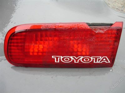 Лот: 1937312. Фото: 1. фонарь задней двери toyota AE-100... Оптика и освещение