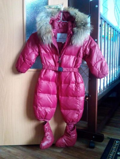 Лот: 8281321. Фото: 1. Комбинезон Moncler. Верхняя одежда