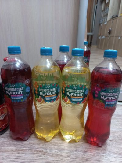 Лот: 24993863. Фото: 1. Газировка Черноголовка 1л H2Fruit... Напитки