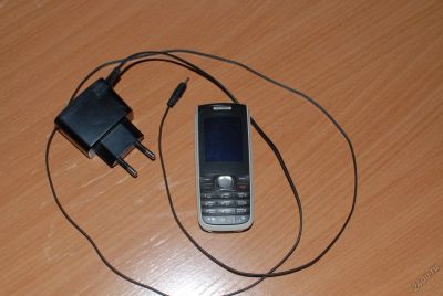 Лот: 5857410. Фото: 1. Nokia 1650 неисправный + зарядка... Кнопочные мобильные телефоны