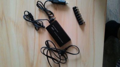 Лот: 5385720. Фото: 1. Laptop Universal Adaptor 100 WT. Запчасти