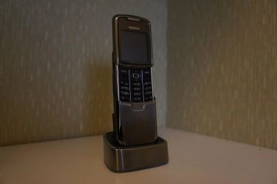 Лот: 3291204. Фото: 1. Nokia 8800 Special Edition. Оригинал... Кнопочные мобильные телефоны