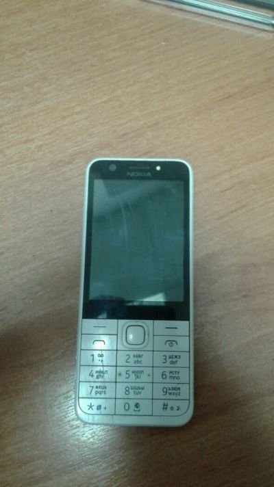 Лот: 11770411. Фото: 1. Мобильный телефон Nokia RM-1172... Кнопочные мобильные телефоны