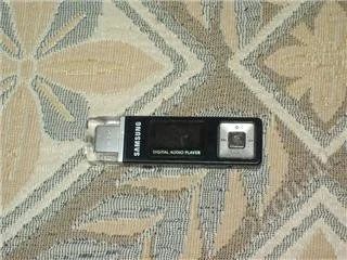 Лот: 106741. Фото: 1. MP3 плеер SAMSUNG 512. Плееры