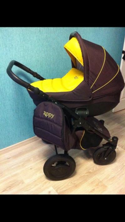 Лот: 9540746. Фото: 1. Коляска zippy sport 3в1. Коляски