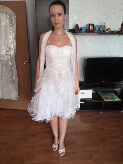 Лот: 3978651. Фото: 1. Короткое новое свадебное платье. Другое (свадебная мода)
