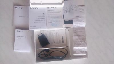 Лот: 4238570. Фото: 1. Sony xperia Z White LTE C6603... Смартфоны