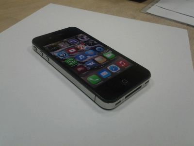 Лот: 2859110. Фото: 1. Iphone 4 32GB. Смартфоны