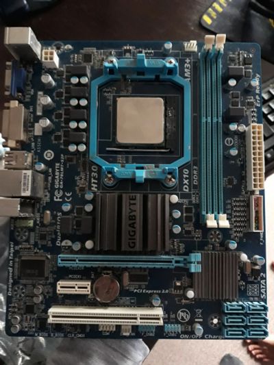Лот: 15258363. Фото: 1. Материнская плата Gigabyte GA-78LMT-S2P... Комплекты запчастей