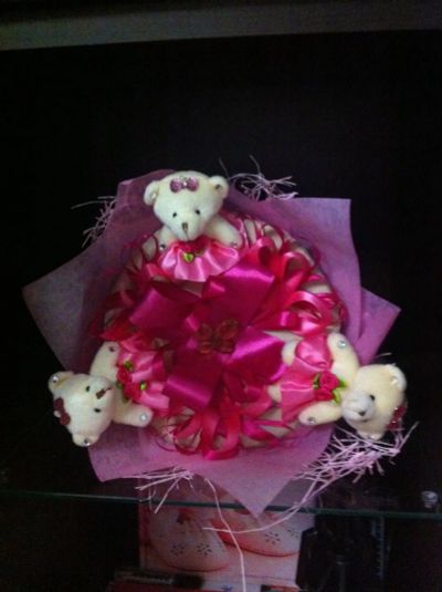 Лот: 6896978. Фото: 1. Букет из мягких игрушек, мишек. Мягкие