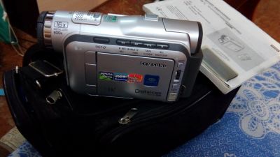Лот: 12773133. Фото: 1. Цифровая видеокамера samsung vp-d103i. Видеокамеры