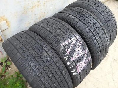 Лот: 6270066. Фото: 1. Комплект отличной зимней резины... Шины