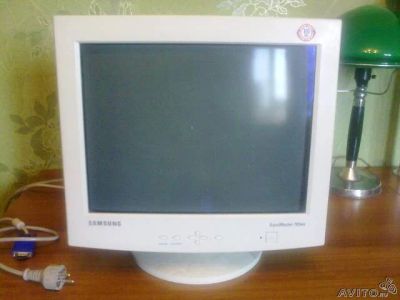 Лот: 6983087. Фото: 1. Монитор Samsung 17 дюймов. ЭЛТ-мониторы