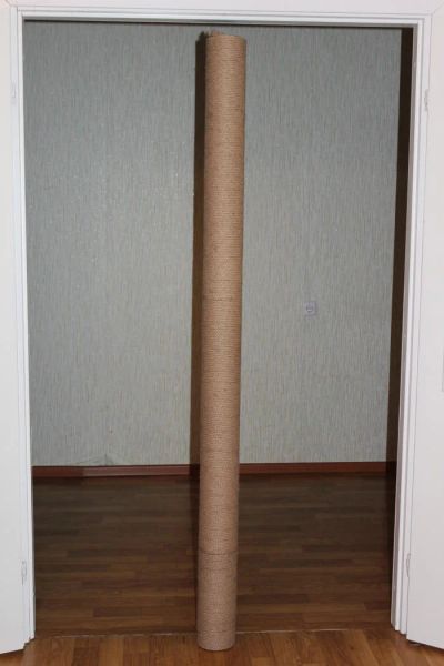 Лот: 4040049. Фото: 1. Двухметровая когтеточка. Домики, переноски, клетки, когтеточки
