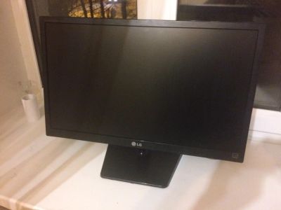 Лот: 8596963. Фото: 1. led монитор 23дюйма LG. ЖК-мониторы