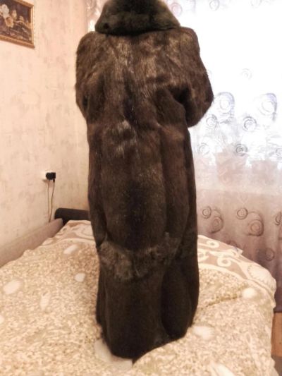 Лот: 8849221. Фото: 1. Шуба нутриевая. Другое (женская одежда)