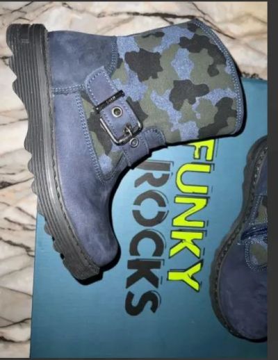 Лот: 25898555. Фото: 1. Детские сапожки. Сапоги