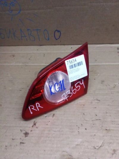 Лот: 21405026. Фото: 1. вставка багажника Nissan Bluebird... Двигатель и элементы двигателя