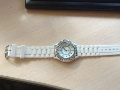 Лот: 3088545. Фото: 1. Женские часы !. Другие наручные часы